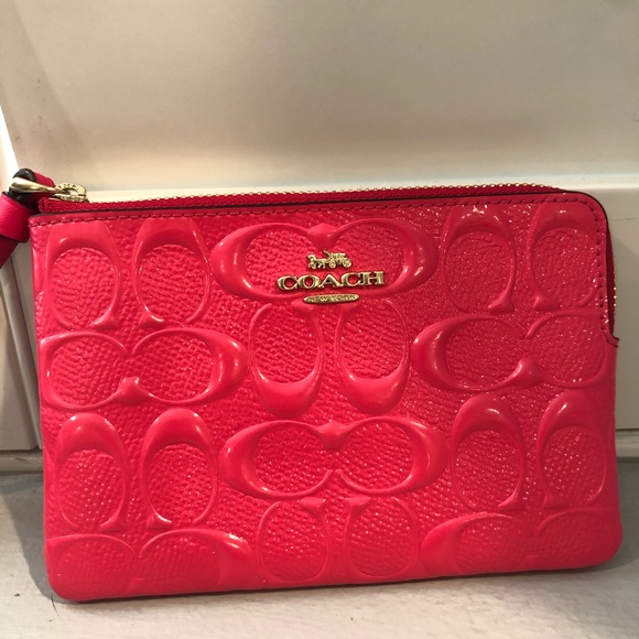 *Sold* Coach Wristlet Wallet - Picture 9 of 10